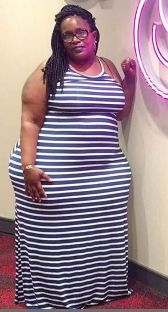 Short thick chunky mega milf bbw pear justme #101736699