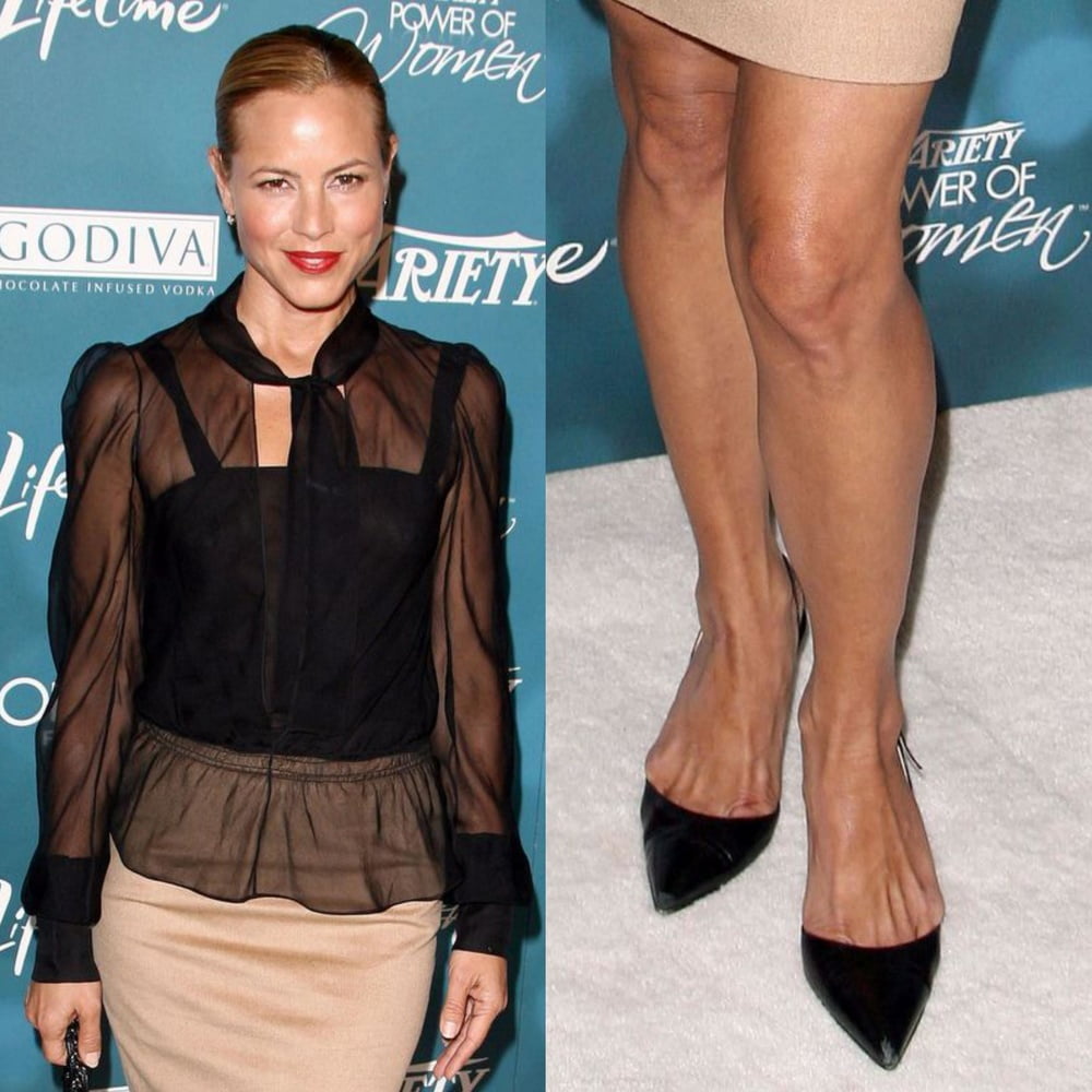 Maria bello sexy piernas pies y tacón alto
 #99537595