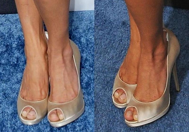 Maria Bello&#039;s Sexy Legs feet and high heel #99537947