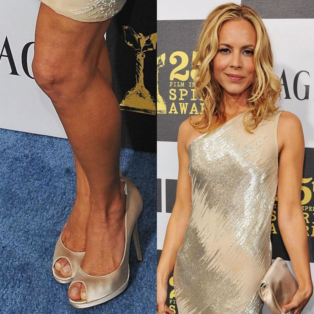 Jambes sexy de Maria bello pieds et talons hauts
 #99537956