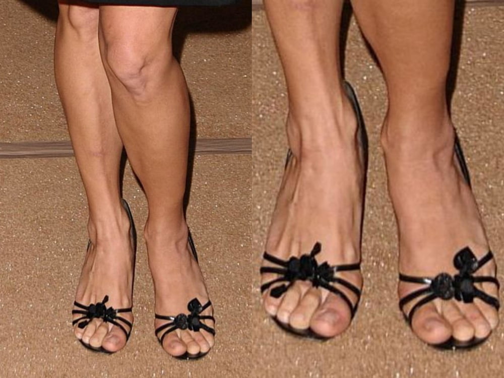 Maria Bello&#039;s Sexy Legs feet and high heel #99538008