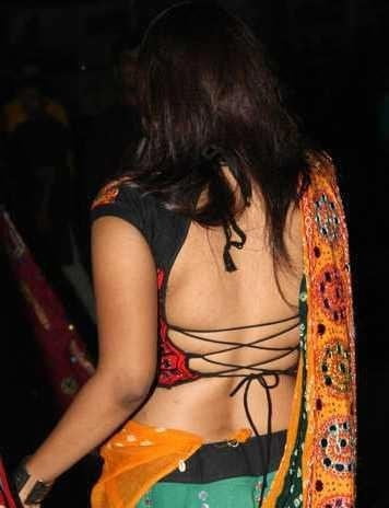 Real Desi Bhabhi Hot Back in Saree Blouse #94711056