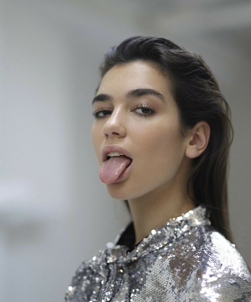 Dua Lipa nue #107661759