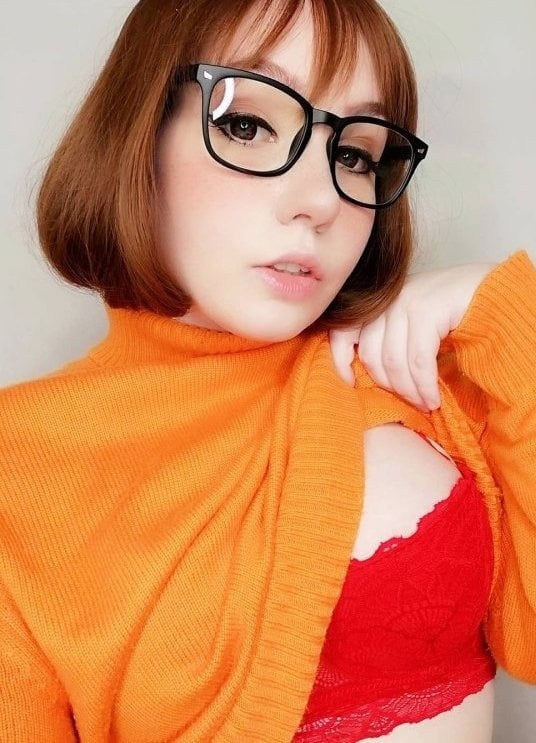 Velma cosplay flessibile gonna arancione calze mutandine gambe culo
 #97417354