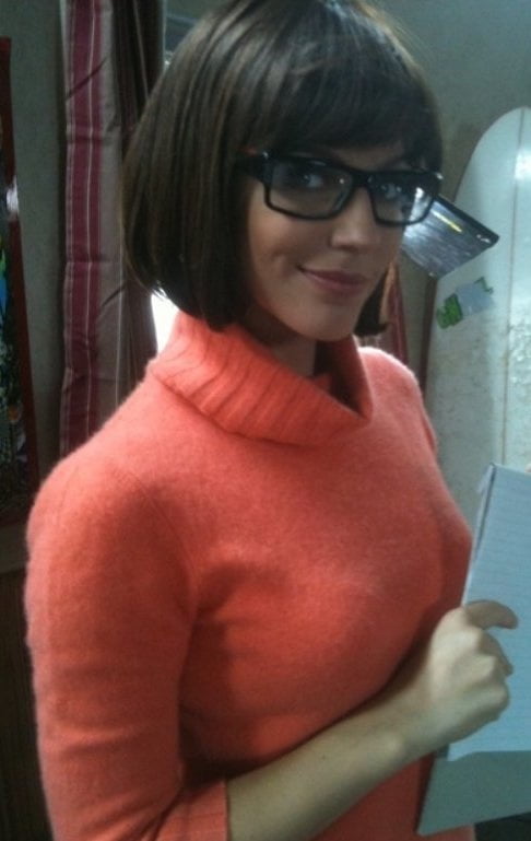 Velma cosplay flessibile gonna arancione calze mutandine gambe culo
 #97417435