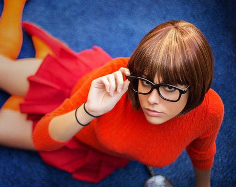 Velma cosplay flessibile gonna arancione calze mutandine gambe culo
 #97417705