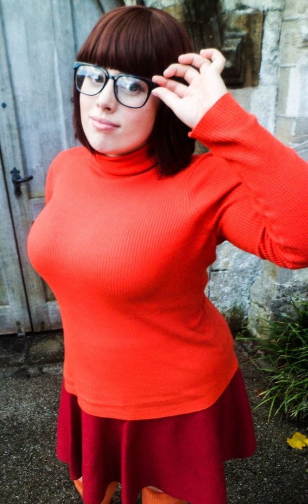 Velma cosplay flessibile gonna arancione calze mutandine gambe culo
 #97417850