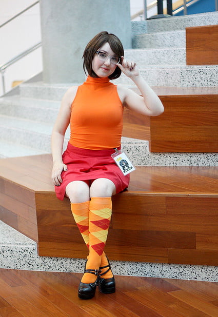 Velma cosplay flessibile gonna arancione calze mutandine gambe culo
 #97417916