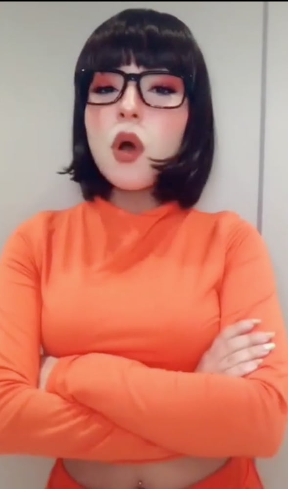 Velma cosplay flessibile gonna arancione calze mutandine gambe culo
 #97418005