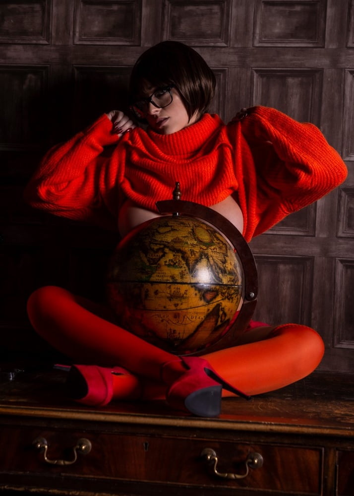 Velma cosplay jupe flexible orange chaussettes culotte jambes cul
 #97418382