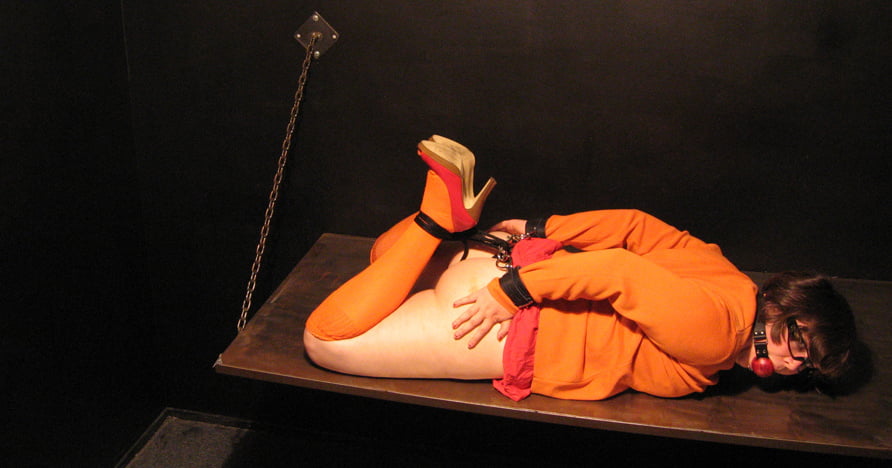 Velma cosplay flessibile gonna arancione calze mutandine gambe culo
 #97418507