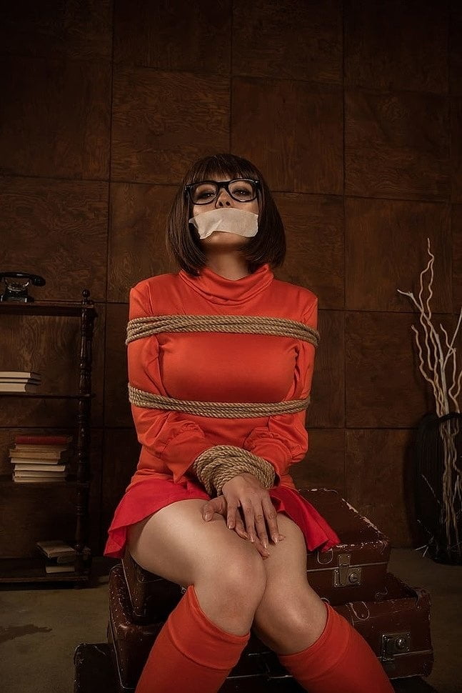 Velma cosplay jupe flexible orange chaussettes culotte jambes cul
 #97418534