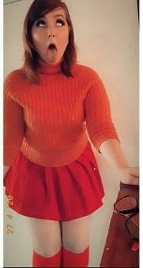 Velma cosplay flessibile gonna arancione calze mutandine gambe culo
 #97418921