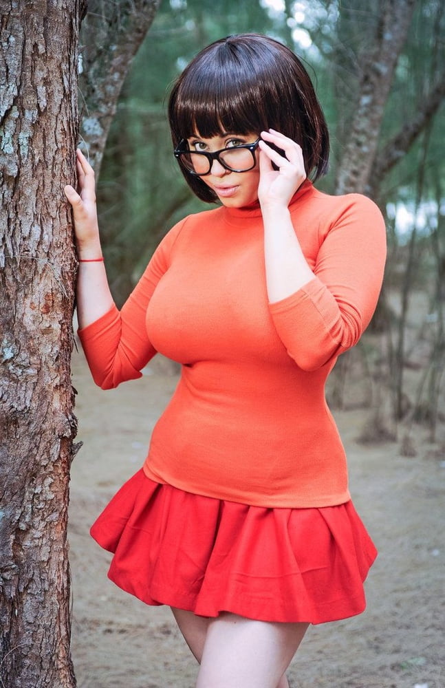 Velma cosplay flessibile gonna arancione calze mutandine gambe culo
 #97419047