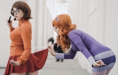 Velma cosplay flessibile gonna arancione calze mutandine gambe culo
 #97419100