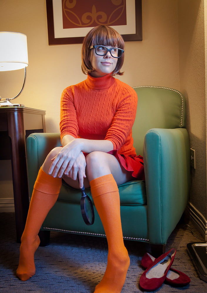 Velma cosplay flessibile gonna arancione calze mutandine gambe culo
 #97419300