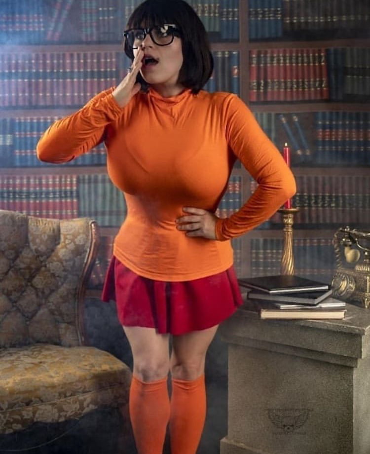 Velma cosplay flessibile gonna arancione calze mutandine gambe culo
 #97419362