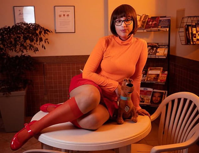 Velma cosplay jupe flexible orange chaussettes culotte jambes cul
 #97419394