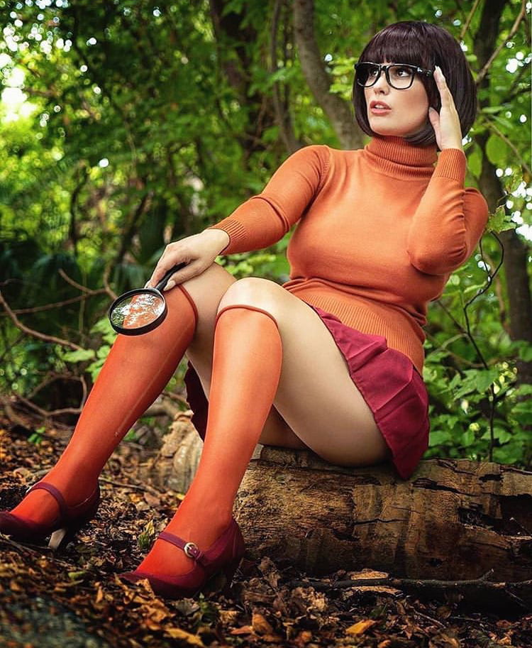 Velma cosplay flessibile gonna arancione calze mutandine gambe culo
 #97419465