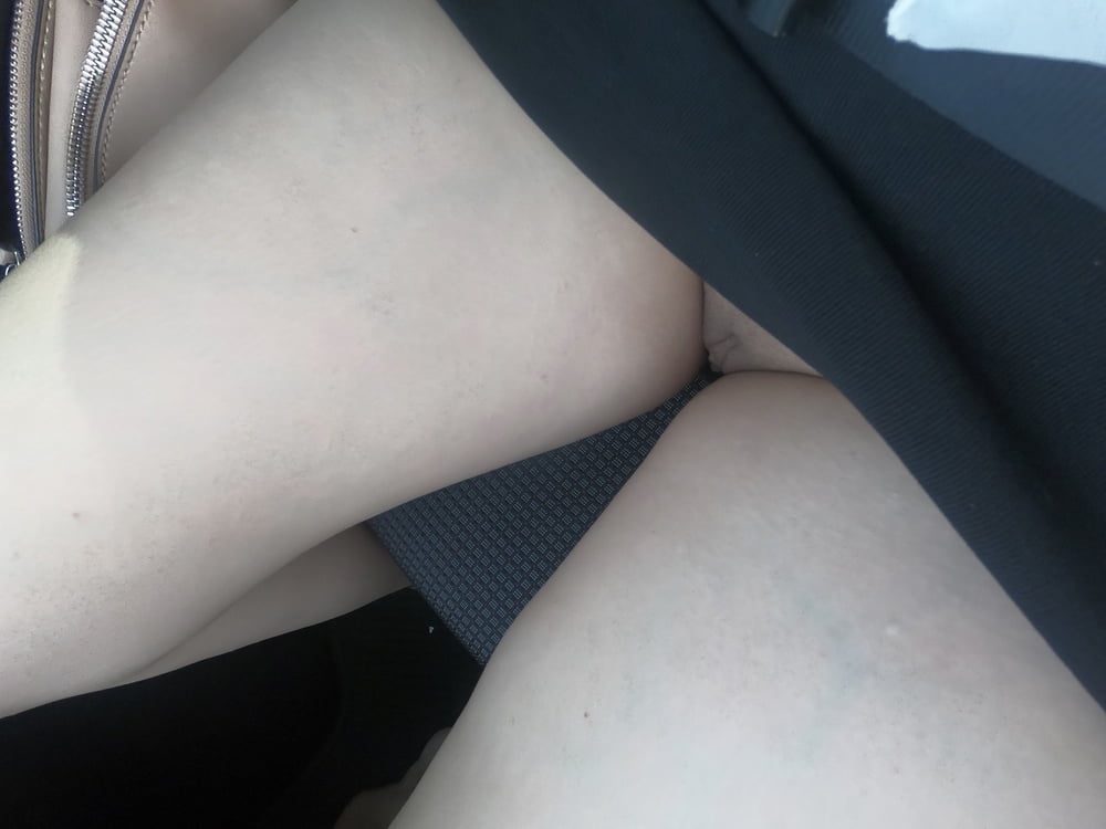 Up skirt no panties! In car #106912570