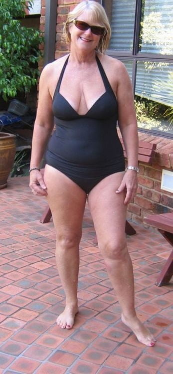 Sexy en trajes de baño de una pieza 5
 #101078435