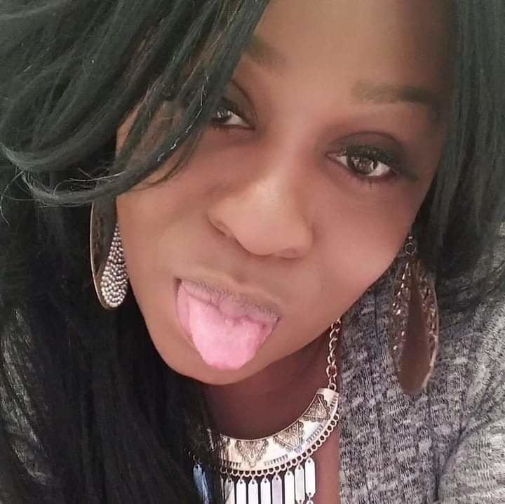 Sexy schwarzes Mädchen
 #80704242