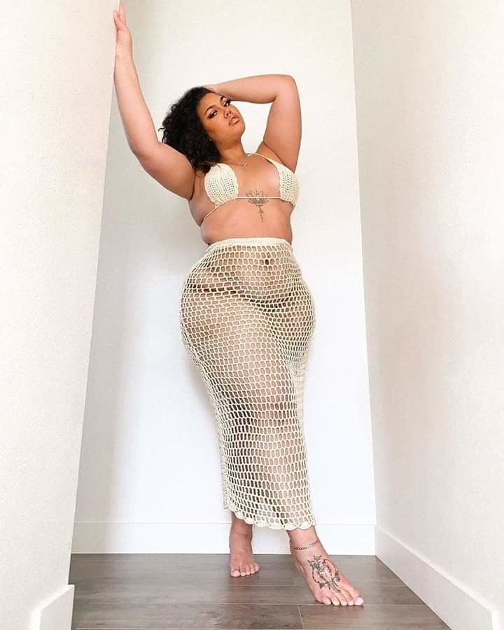 Curvy n épais
 #90688726