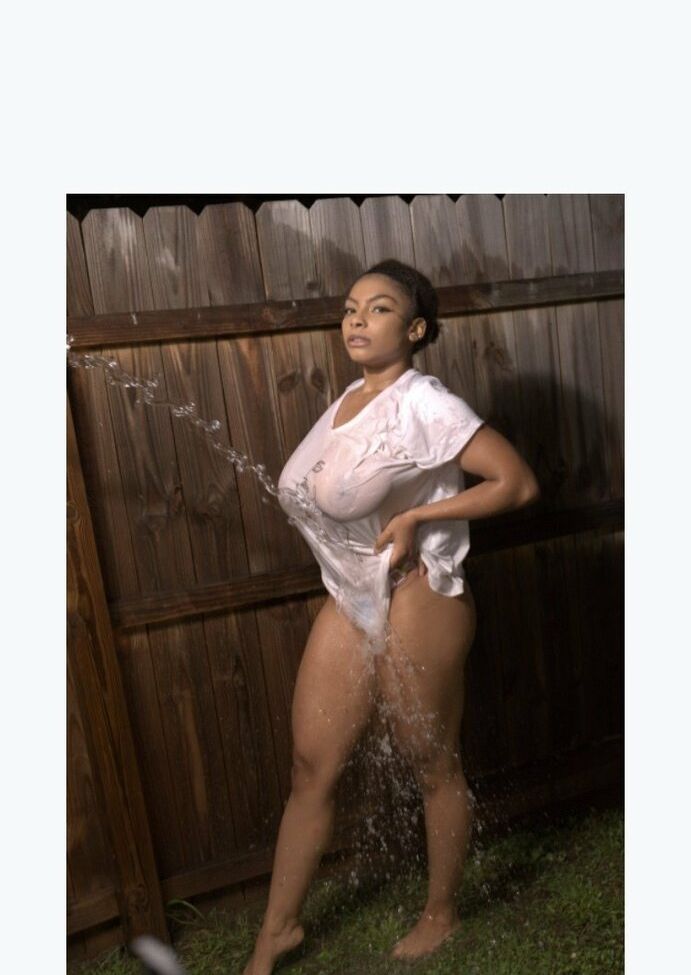 Julie Silver desnuda #109093508