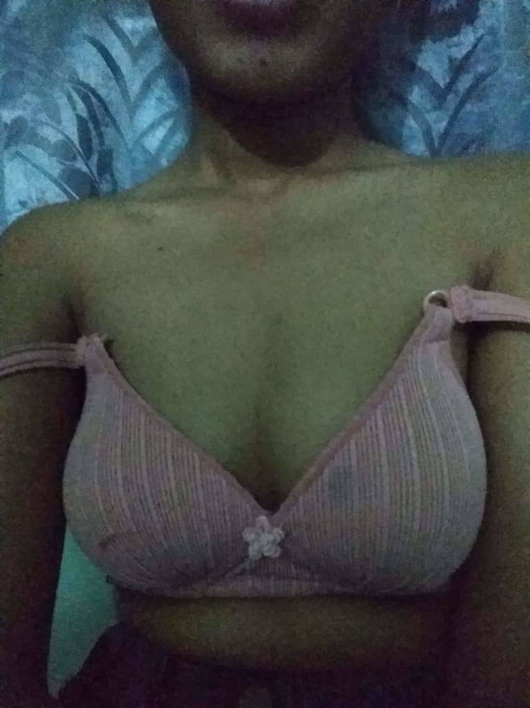 Bengali süßes Mädchen nackt
 #93679318