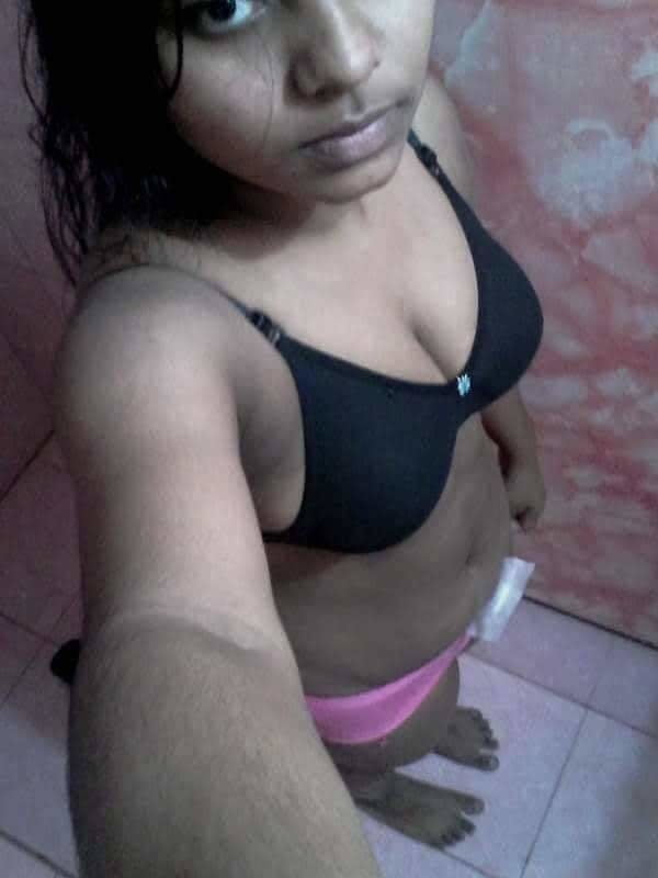 Bengali süßes Mädchen nackt
 #93679401