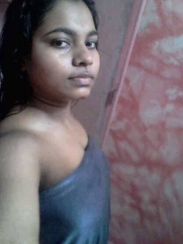 Bengali süßes Mädchen nackt
 #93679419