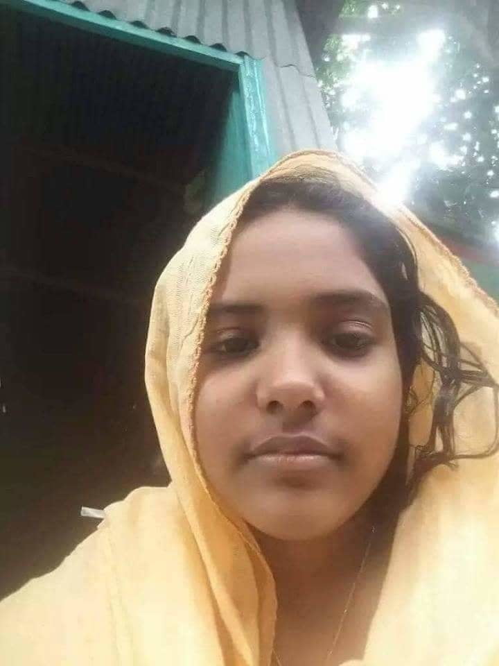 Bengali süßes Mädchen nackt
 #93679431