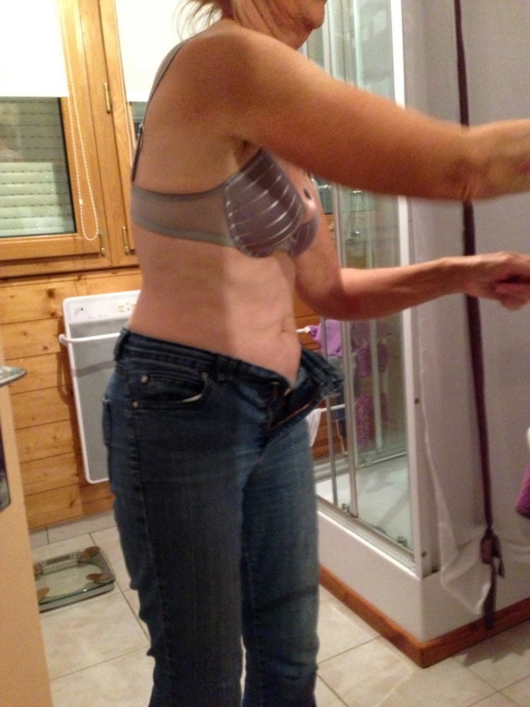 Esposas expuestas
 #88324499