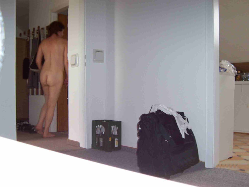 露出した妻たち
 #88324508