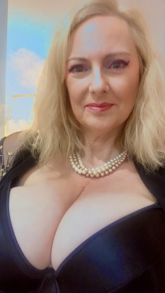 Sexy as fuck Chunky MILF Slut #93611497