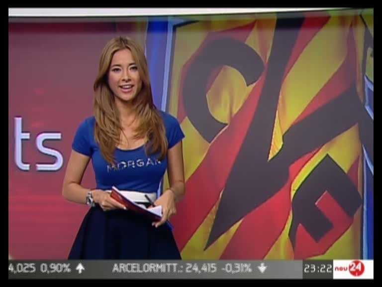 セクシーなニュースのプレゼンター
 #89768652