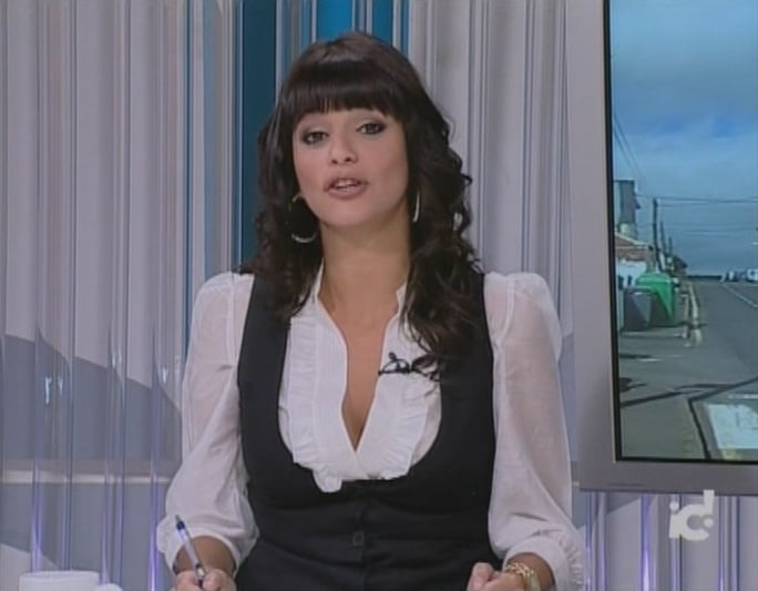 セクシーなニュースのプレゼンター
 #89768691