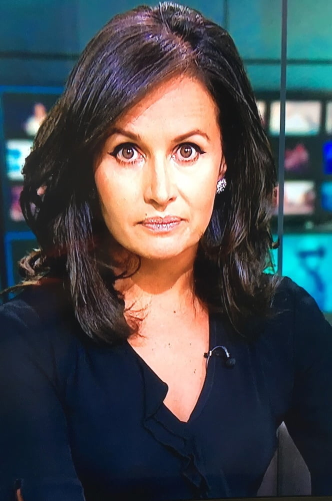 El banco de pajas de la colección milf
 #105520200