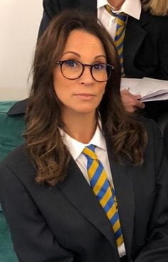 El banco de pajas de la colección milf
 #105520235