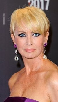 El banco de pajas de la colección milf
 #105520394