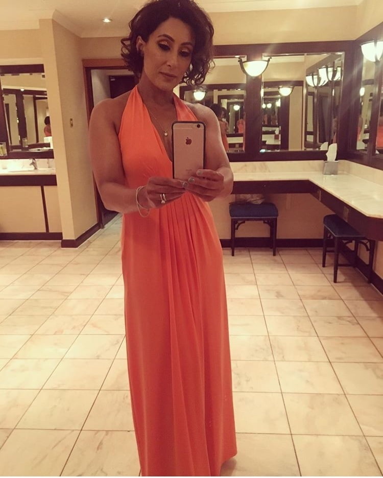 El banco de pajas de la colección milf
 #105520619