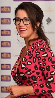 El banco de pajas de la colección milf
 #105520839