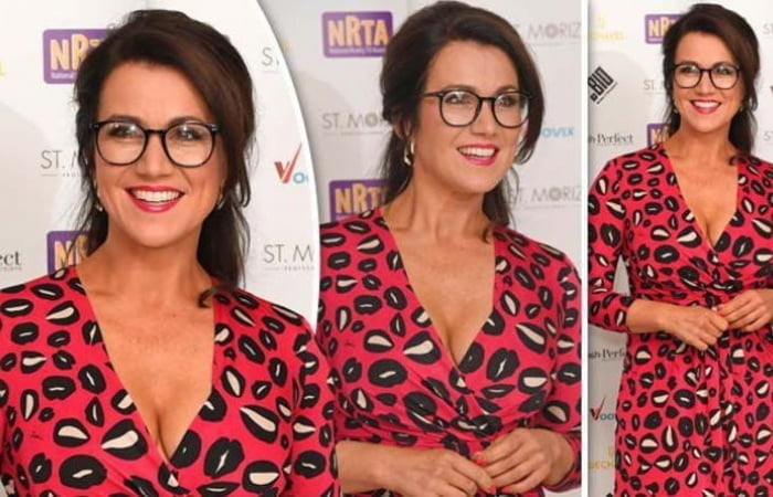 El banco de pajas de la colección milf
 #105520845