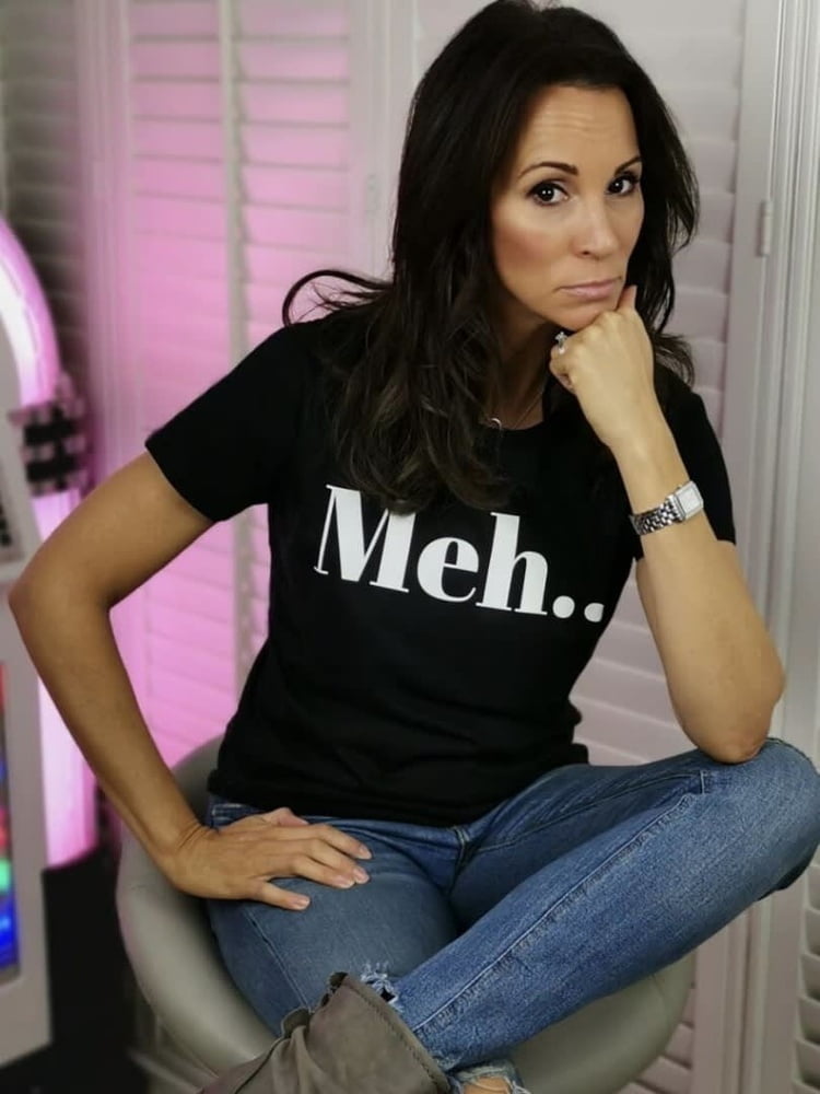 El banco de pajas de la colección milf
 #105521104