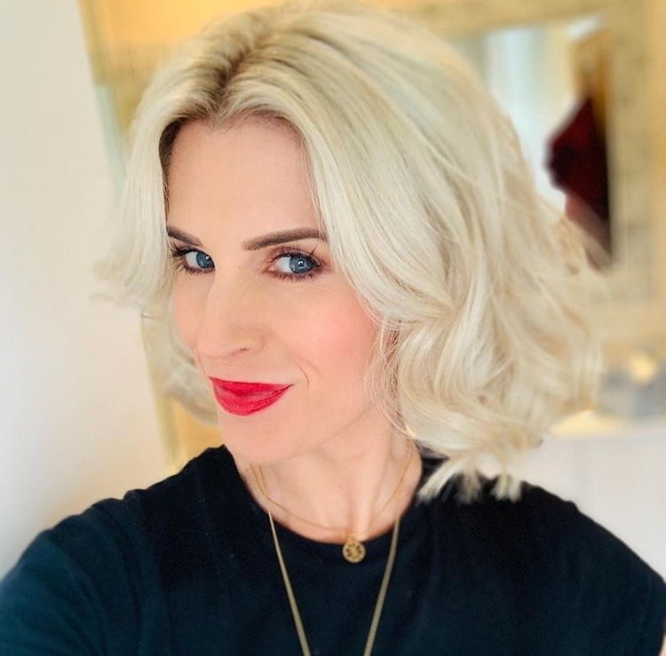 El banco de pajas de la colección milf
 #105521134