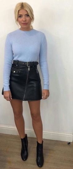 El banco de pajas de la colección milf
 #105521208