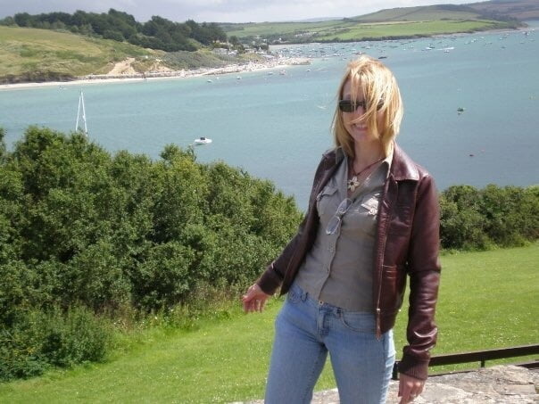 El banco de pajas de la colección milf
 #105521332