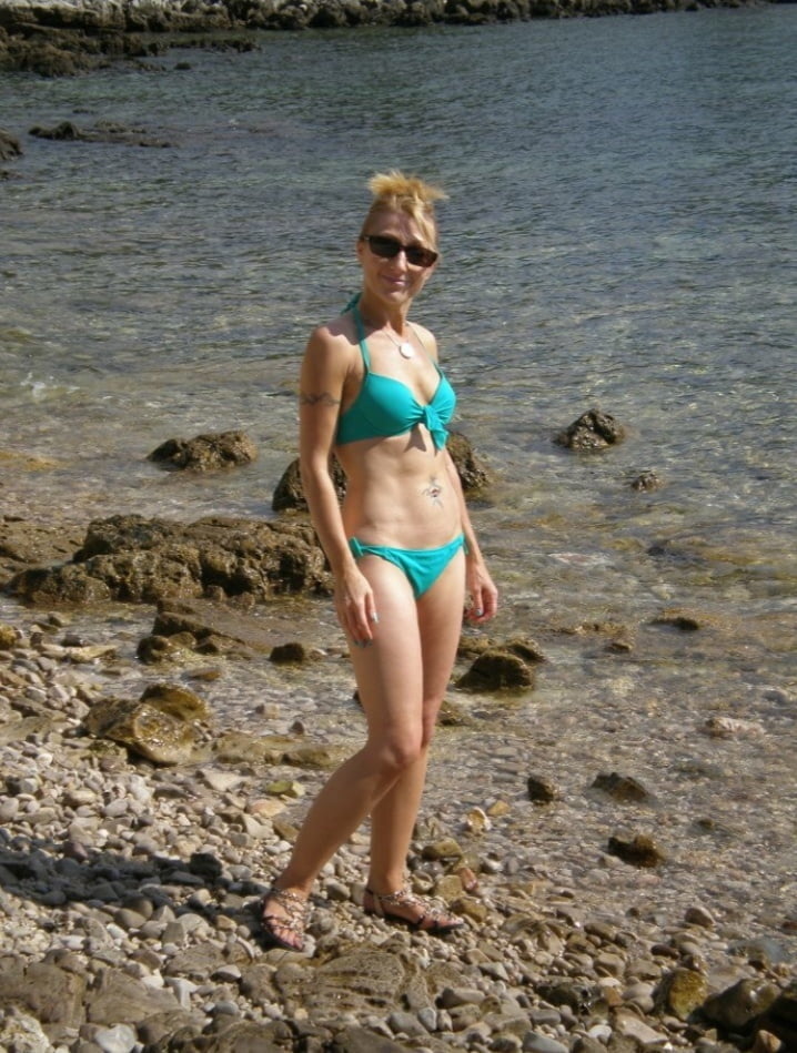 El banco de pajas de la colección milf
 #105521350