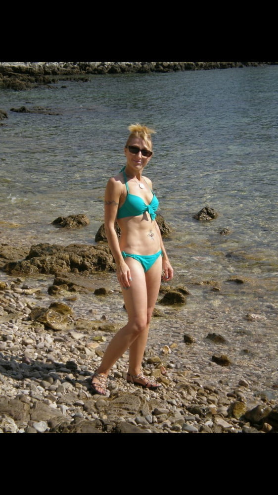 El banco de pajas de la colección milf
 #105521365