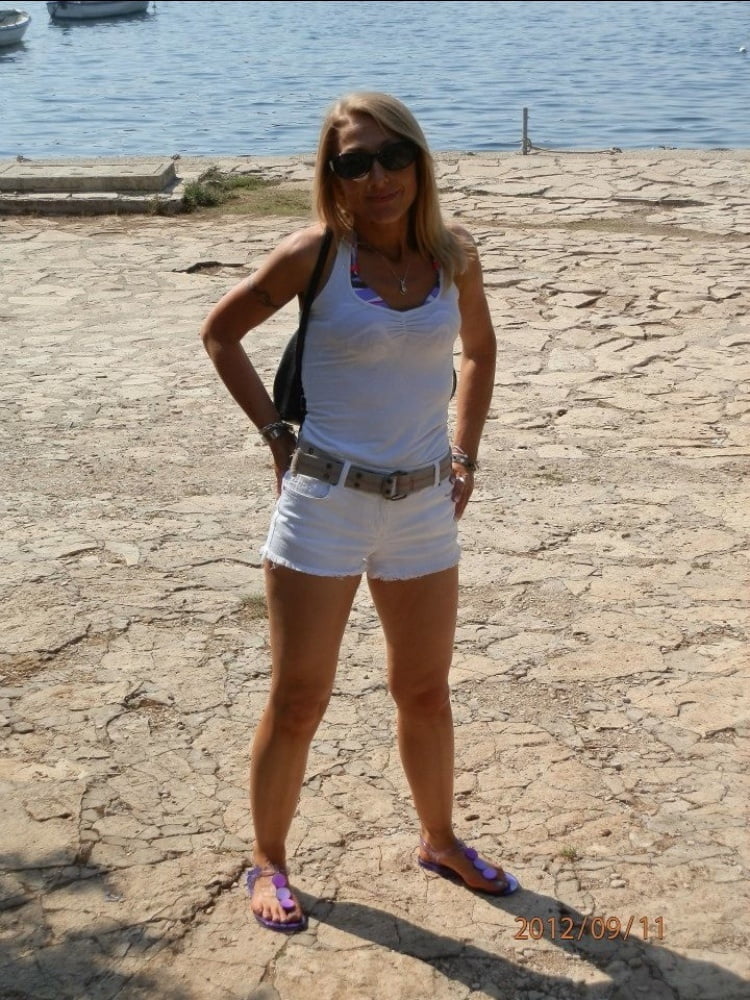 El banco de pajas de la colección milf
 #105521368